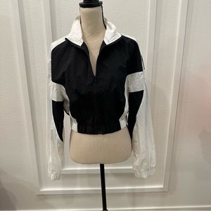 NWOT Cropped Windbreaker Jacket